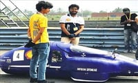 चेन्नईच्या विद्यार्थ्यांनी बनविली 1 लीटरमध्ये 121 किमी धावणारी कार